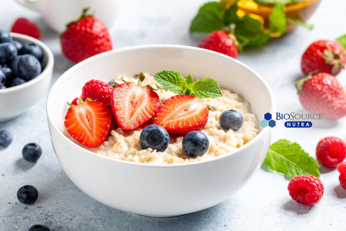 Oatmeal with Berries and Almond Butter